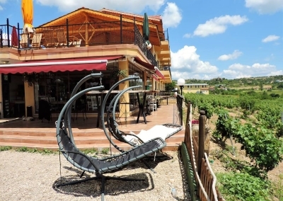 The Vino Dessera winehouse is a great place to stay while on a Turkey wine tour