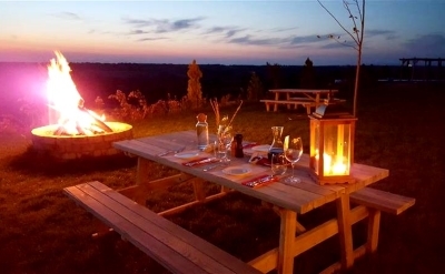 Bonfires are enjoyed for nights spent at either Bakucha or Vino Dessera